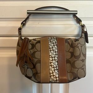 Coach khaki saddle hand bag